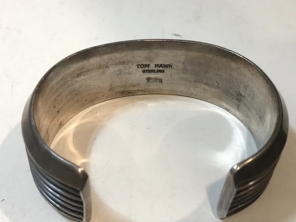 Tom hawk/トムホーク】から6ライン シルバーバングル入荷です