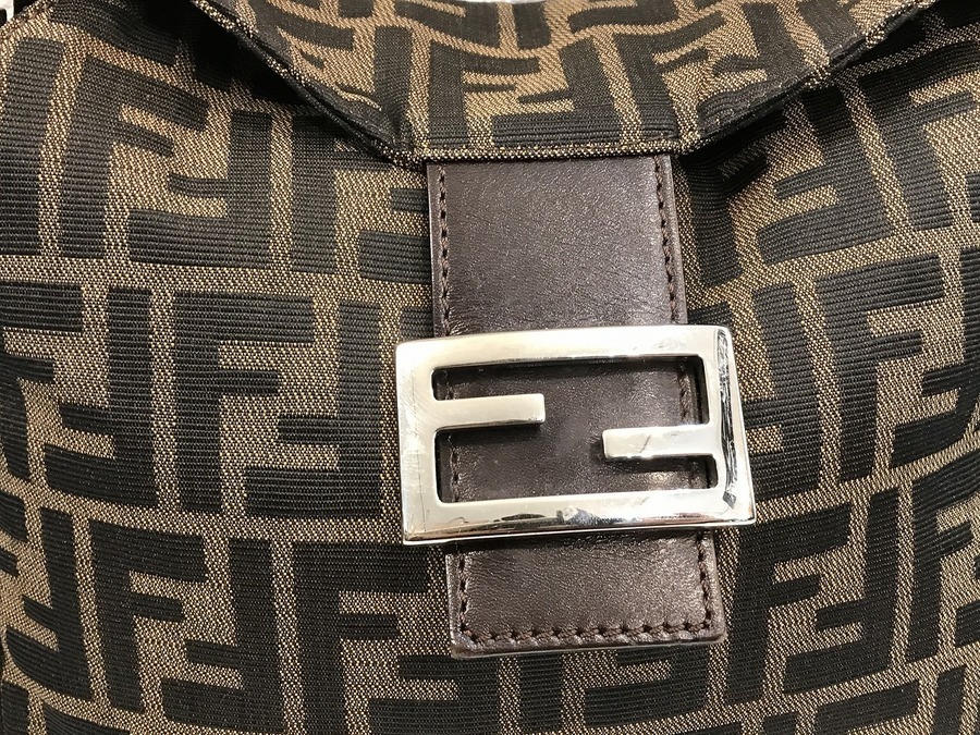 FENDI/フェンディ】からズッカ柄 マンマバケット バッグ 入荷 FENDI/フェンディ】からズッカ柄 マンマバケット バッグ 入荷