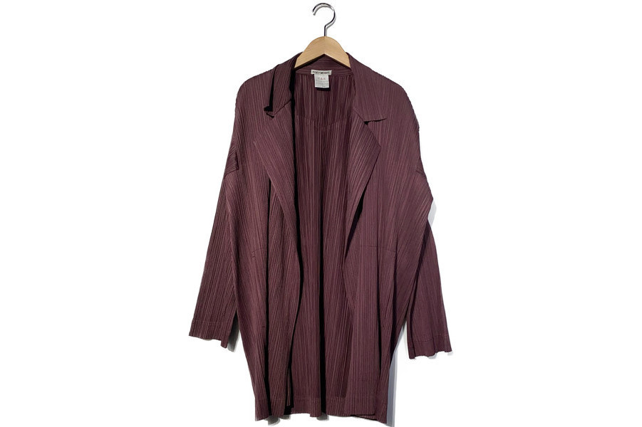 ISSEY MIYAKE/イッセイミヤケ】からプリーツジャケット買取致し