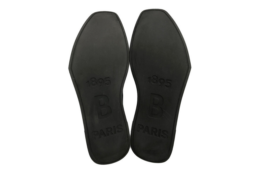 Berluti/ベルルッティ】から「スクエアトゥ シグネチャー レザー