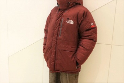 「アウトドアブランドのTHE NORTH FACE 」