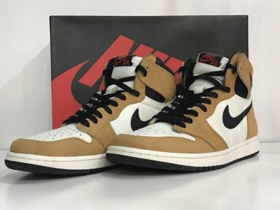 「スポーツブランドのNIKE AIR JORDAN 1 RETRO HIGH OG 」