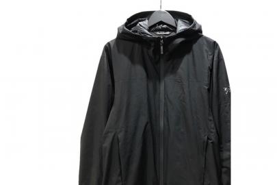 「アウトドアブランドのARC'TERYX 」