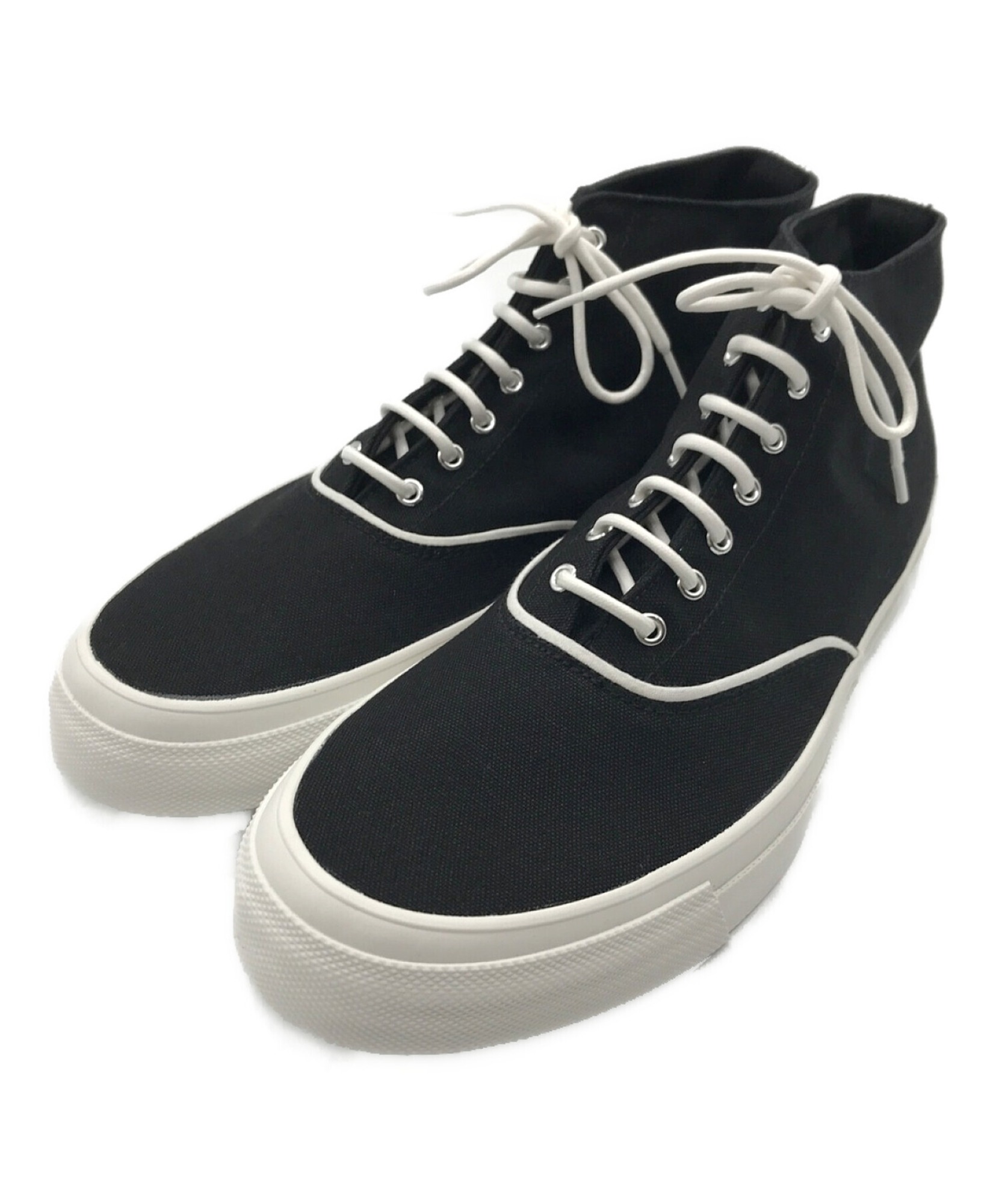 【HOMME PLISSE ISSEY MIYAKE × WAKOUWA/オムプリッセイッセイミヤケ】から「CANVAS DECK SHOES