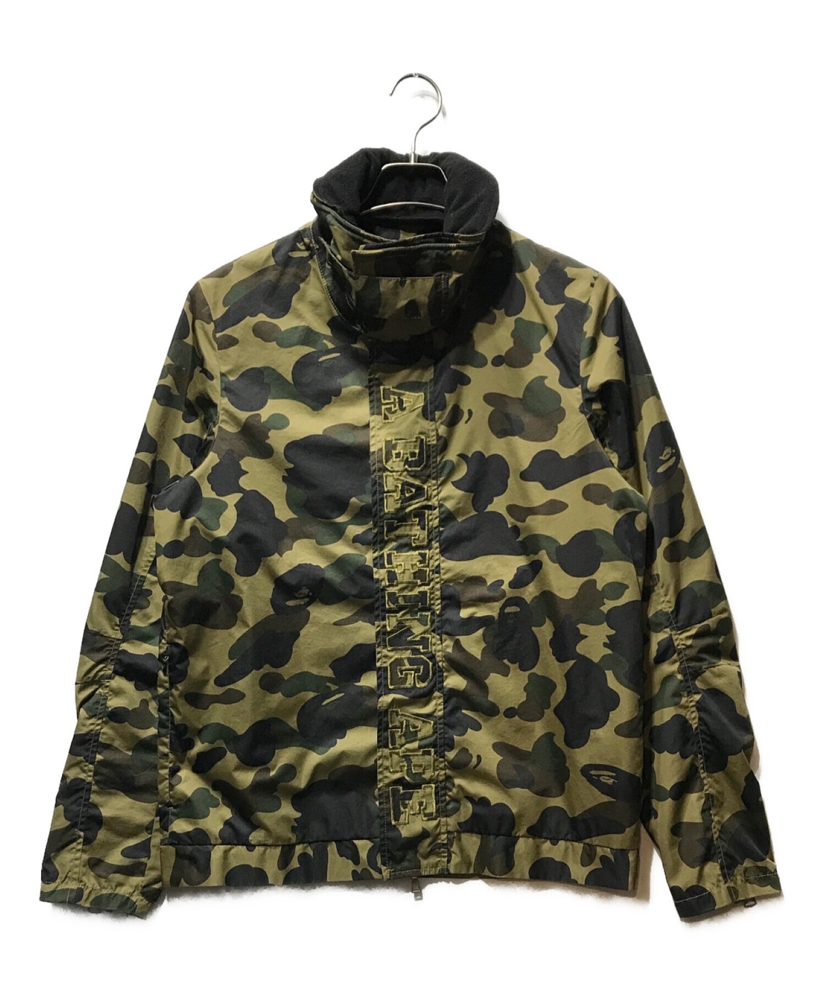 A BATHING APE/アベイシングエイプ】から「サルカモ 刺繍ロゴ ナイロン