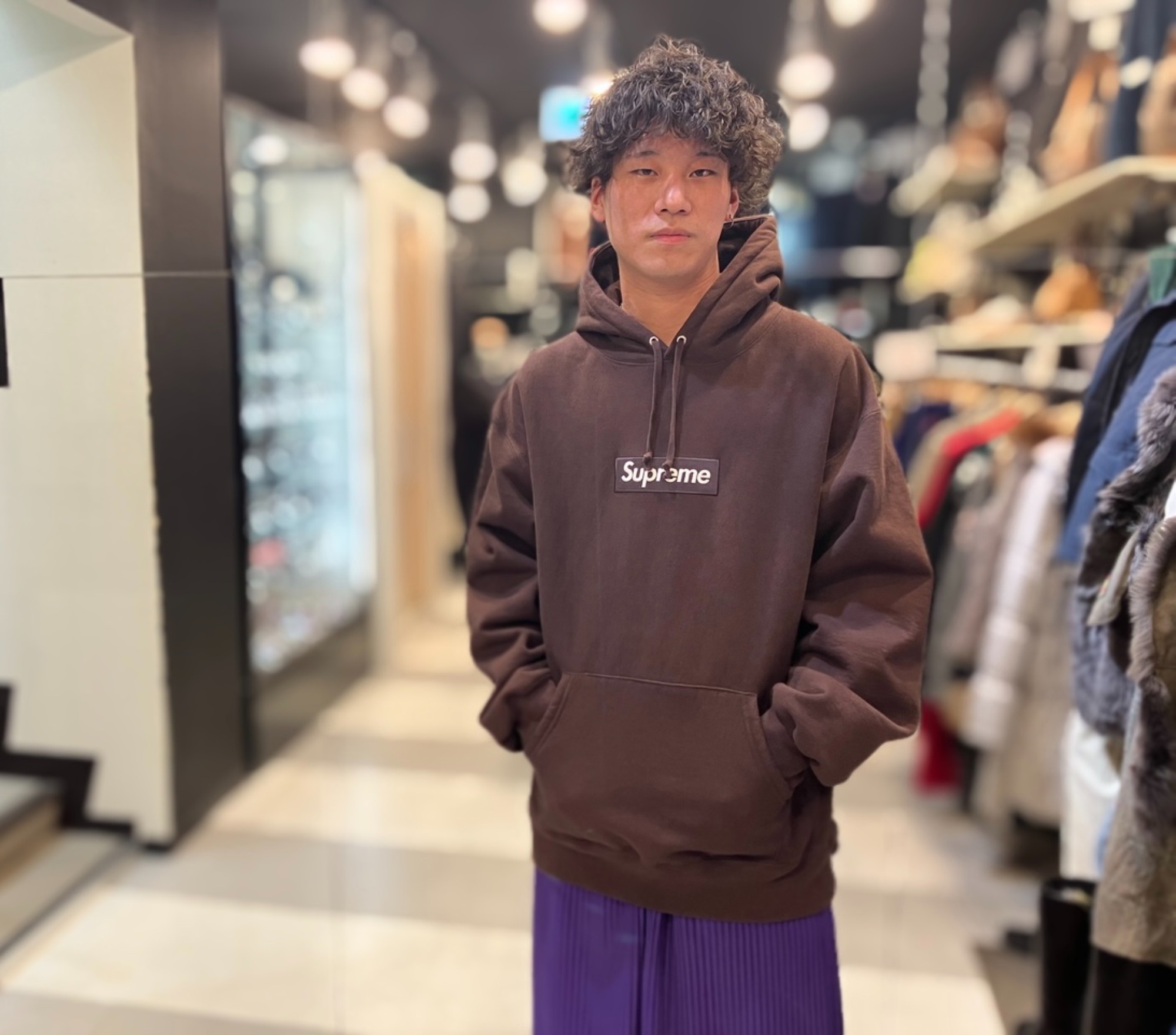 Supreme ×シュプリーム】から「21FW Box Logo Hooded Sweatshirt ...