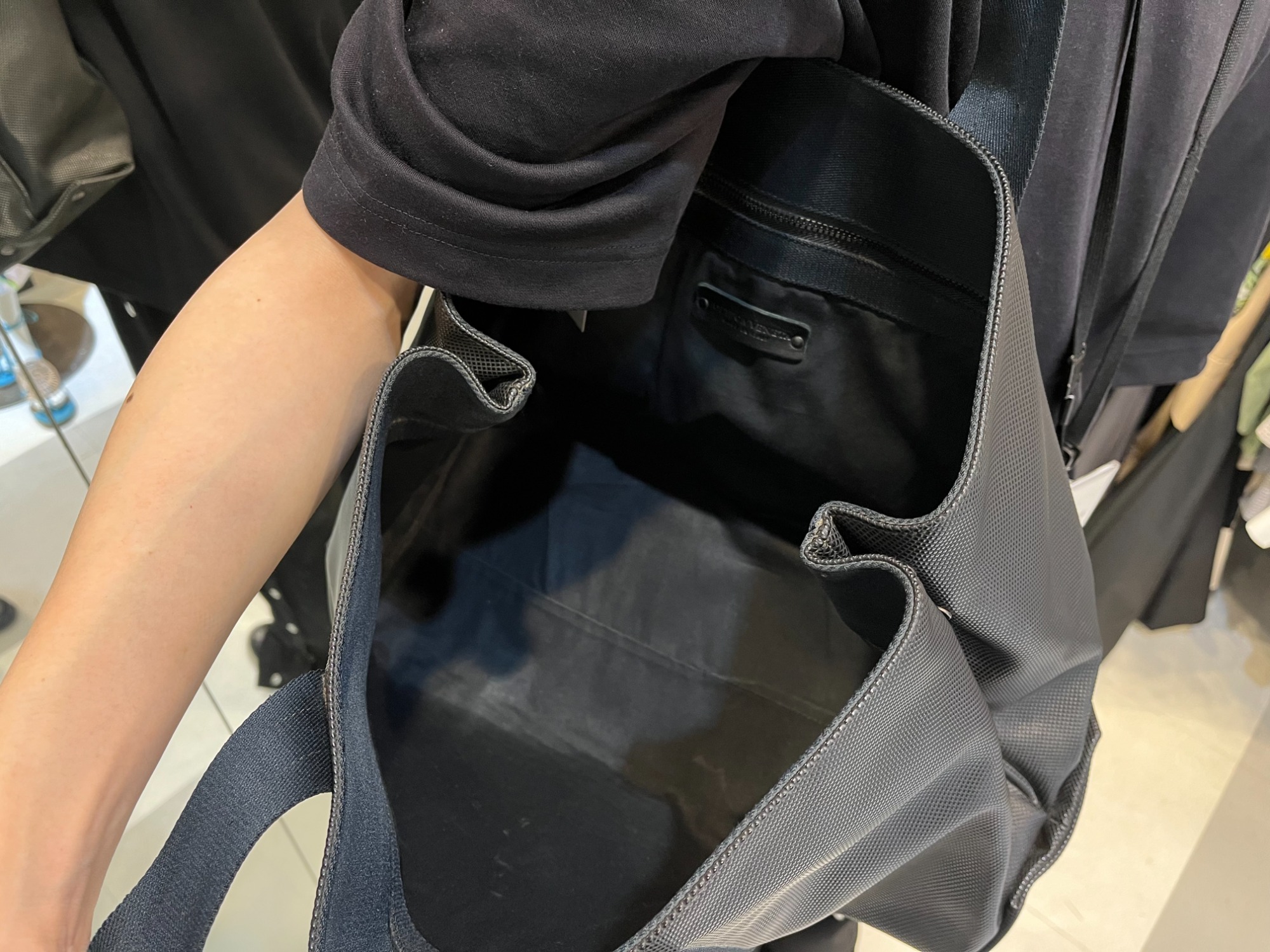 BOTTEGA VENETA /ボッテガベネタ】から「トートバッグ