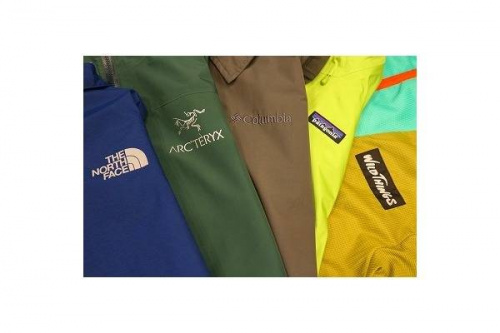 アウトドアブランドのスポーツブランド