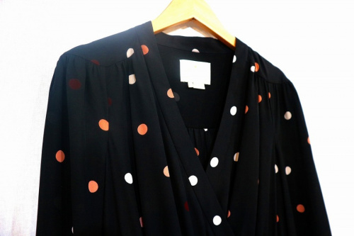 フェミニンブランドのkate spade