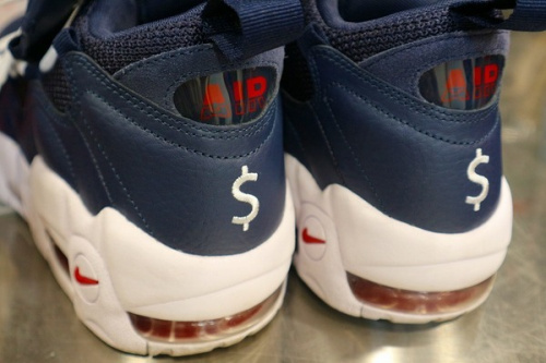 AIR MORE MONEYのメンズ