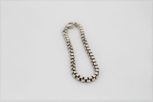 アクセサリーの三鷹南口