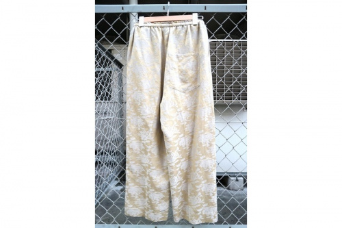 シティショップのフラワーJQサテンパンツ