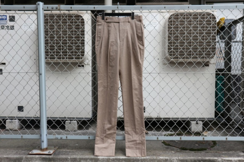 ジャケットの三鷹南口