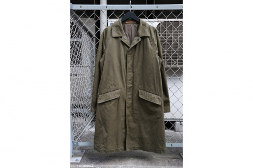 ウールカシミヤメルトンダッフルコートの三鷹南口