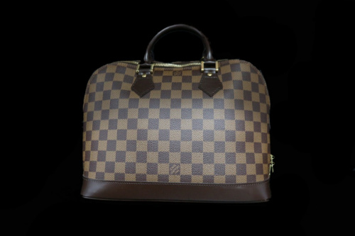 LOUIS　VUITTONのルイヴィトン