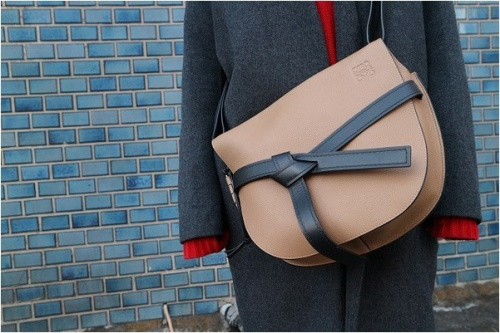 ラグジュアリーブランドのLOEWE