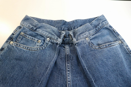 デニムパンツのレディース