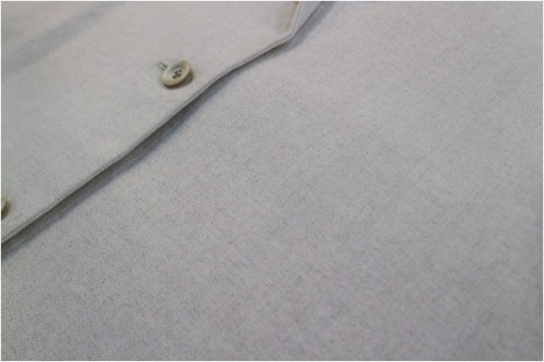 リネンコートのレーススカート