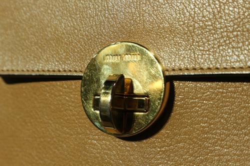 MIU MIUのミュウミュウ