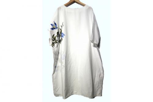 ミズイロインドのワンピース