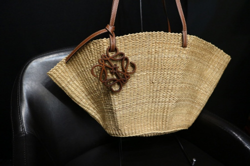 ラグジュアリーブランドのLOEWE