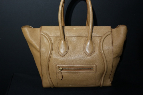 ラグジュアリーブランドのCELINE