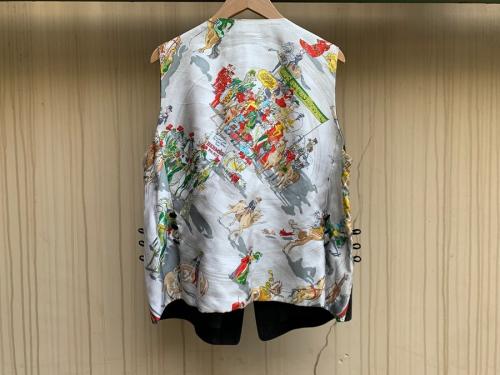 エルメスの乗馬柄レザー・シルクジレベスト