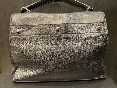 イヴサンローラのミューズトゥ ハンドバッグ