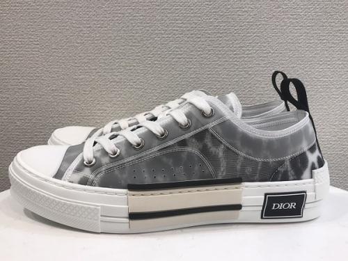 クリスチャン ディオールのB23ロートップスニーカー