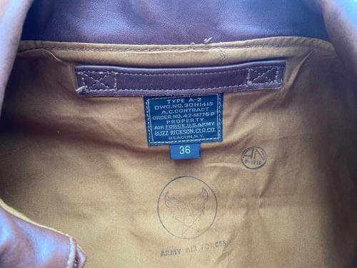 A-2 パッチカスタム ホースハイドフライトジャケットのBR80368