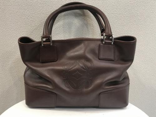 ロエベのフスタ ハンドバッグ