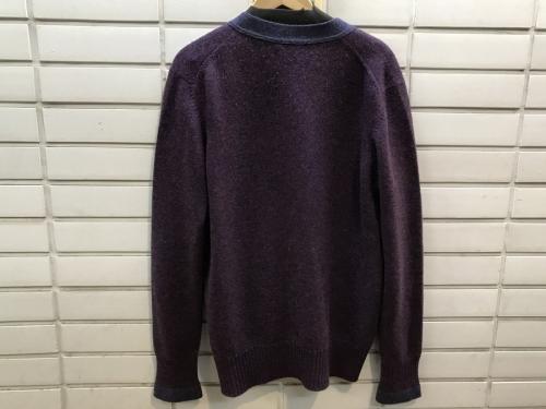 シャネルのカシミヤ100% 獅子ボタン カーディガン