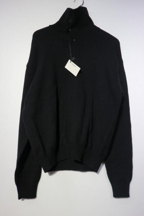 オーラリーのハードツイストメリノニットビッグポロ