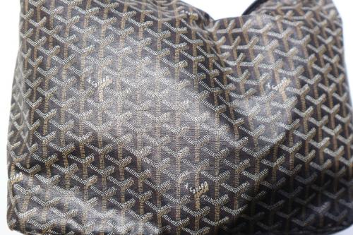 フィジーワンショルダーバッグの三鷹南口