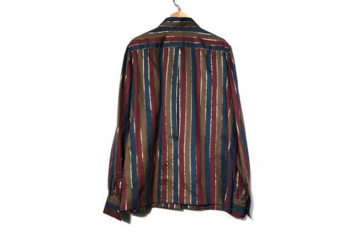 シャネルのヴィンテージライオンボタンゴールドストライプシャツ