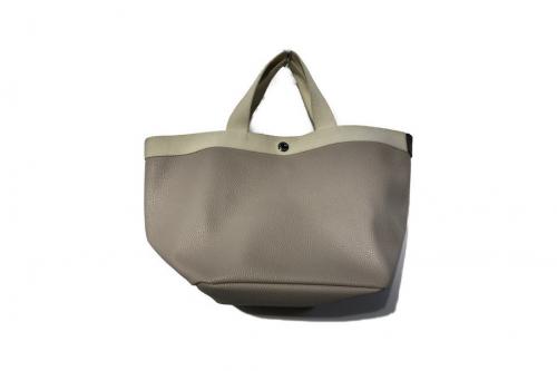 Herve Chapelierのエルベシャプリエ