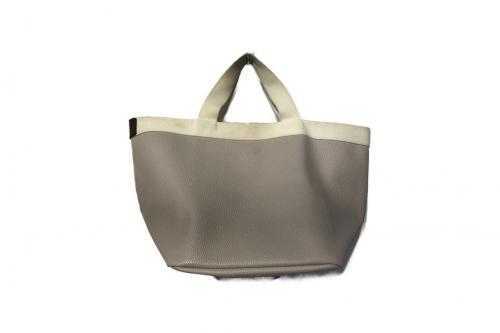 エルベシャプリエのリュクス舟型トートバック