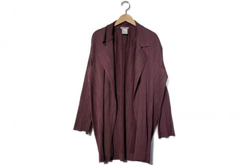 ISSEY MIYAKEのイッセイミヤケ