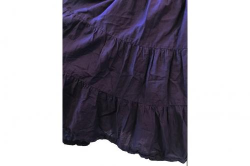 プリーツロングスカートの三鷹南口