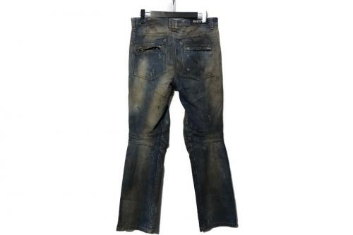 バルマンパリのDirty Oiled Biker