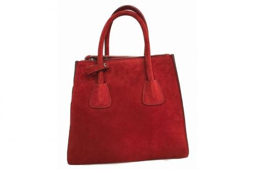 プラダの2WAYスウェードショルダーバッグ