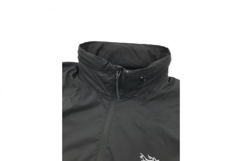 NODIN JACKETの三鷹南口