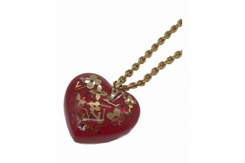 LOUIS VUITTON  のルイ ヴィトン