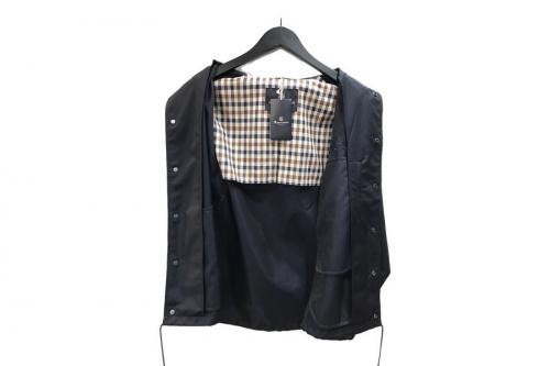 スイングトップのネオ・コーチジャケット