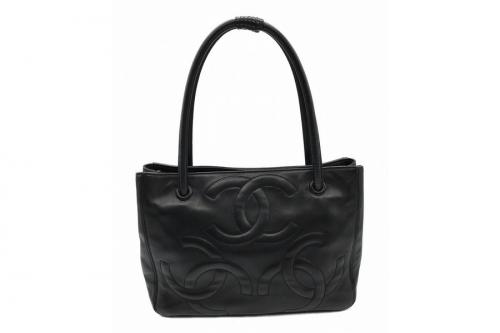 シャネルのトリプルココ トートバッグ