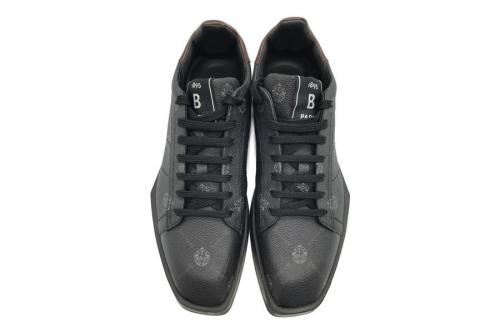 ベルルッティのスニーカー