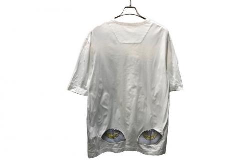 ジュン・ジーのTシャツ