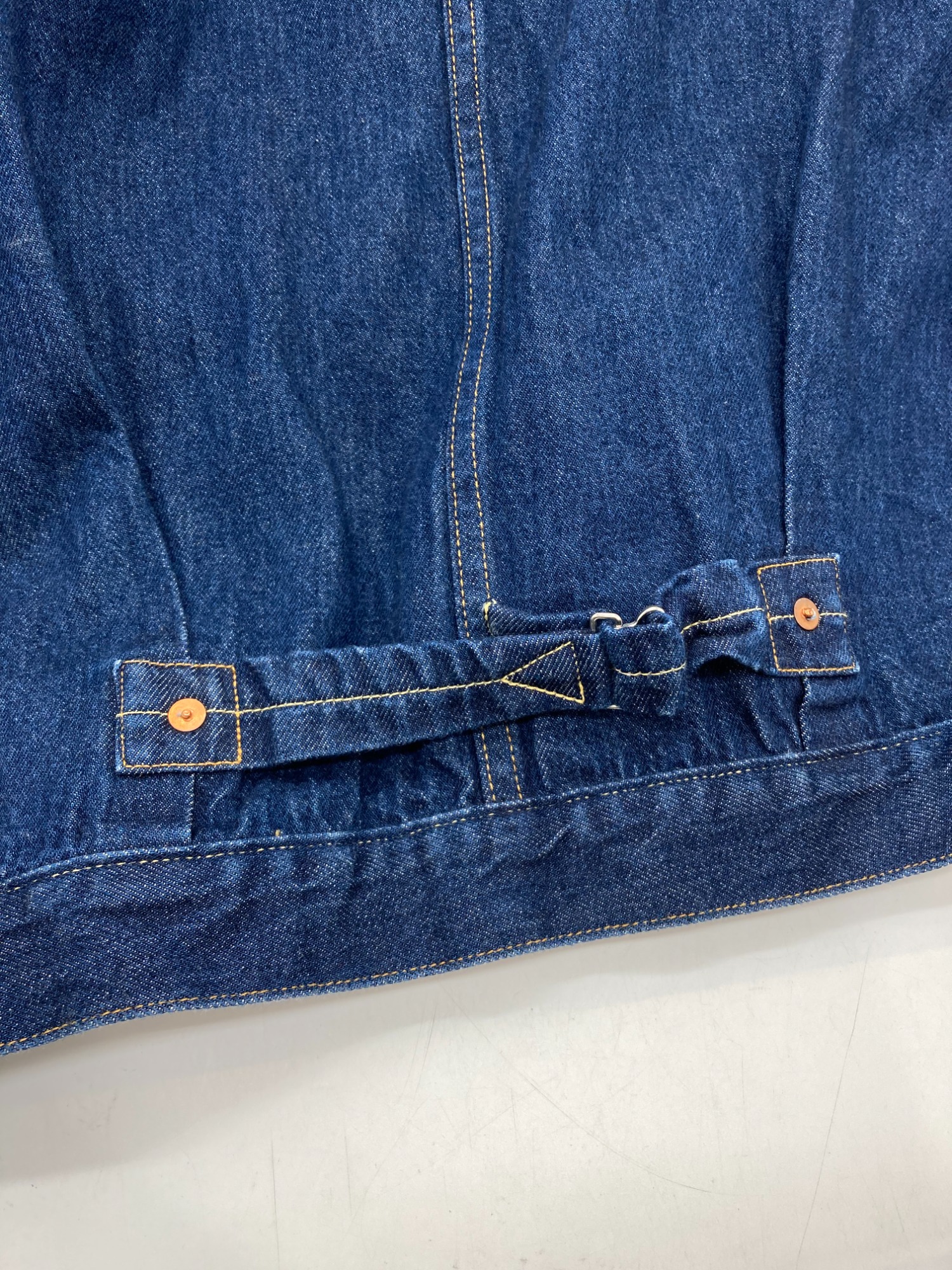 LEVI'S VINTAGE CLOTHING より1stタイプ復刻デニムジャケットのご紹介
