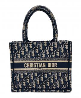 「ラグジュアリーブランドのChristian Dior 」