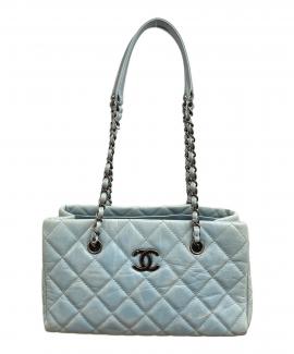 「ラグジュアリーブランドのCHANEL 」